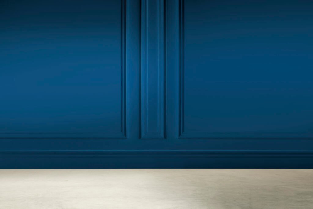 navy blue accent wall