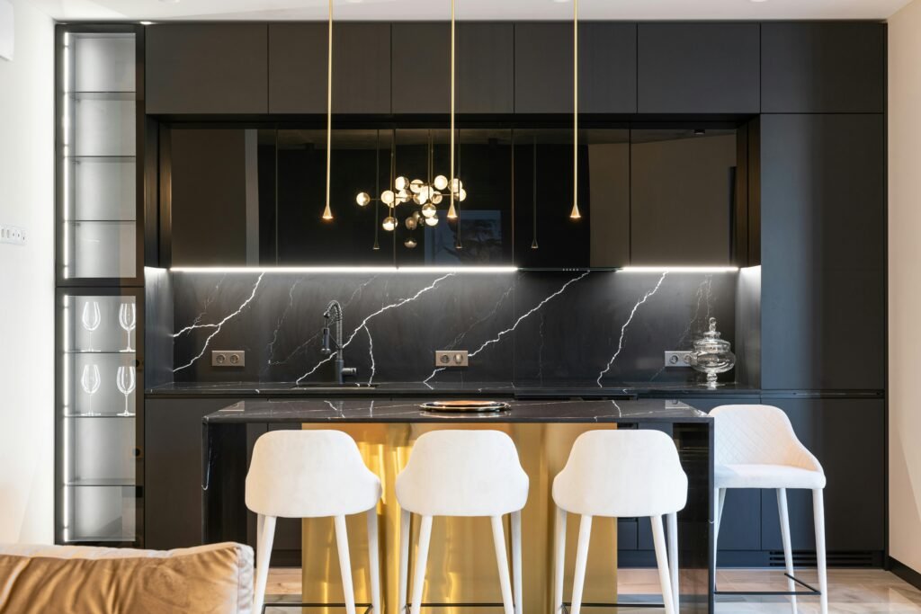 How Can I Learn to Decorate My House?