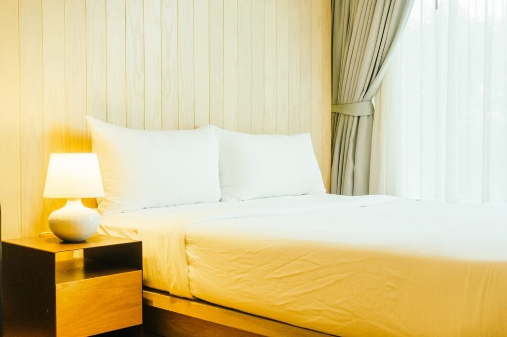 yellow bedroom ideas